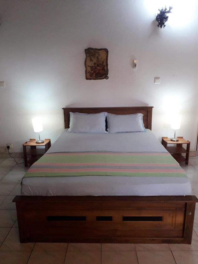 Ceylon Travel And Stay Lodge Battaramulla Eksteriør bilde