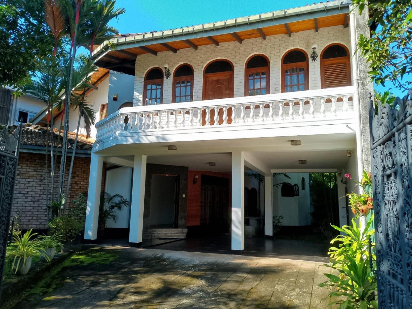 Ceylon Travel And Stay Lodge Battaramulla Eksteriør bilde